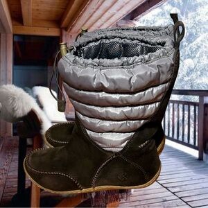 Columbia Minx Omni Heat Winter Moccasin Boots Women Size 9.